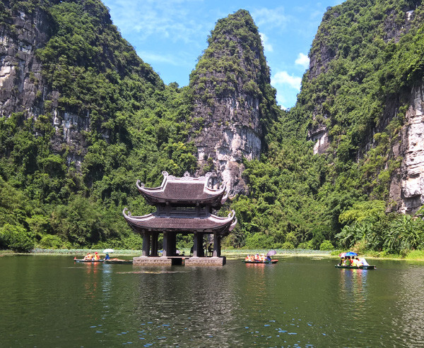 Ngắm phim trường 'Kong-Skull Island' ở khu du lịch Tràng An trước ngày tháo dỡ ảnh 7