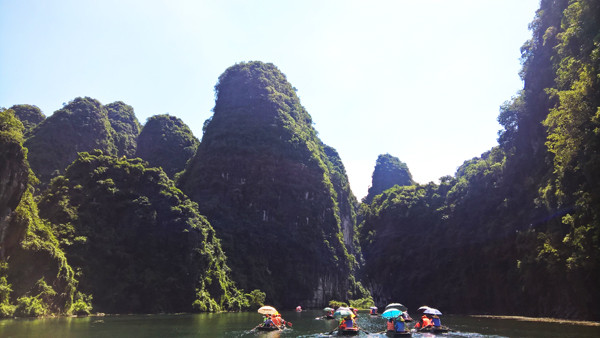 Ngắm phim trường 'Kong-Skull Island' ở khu du lịch Tràng An trước ngày tháo dỡ ảnh 1