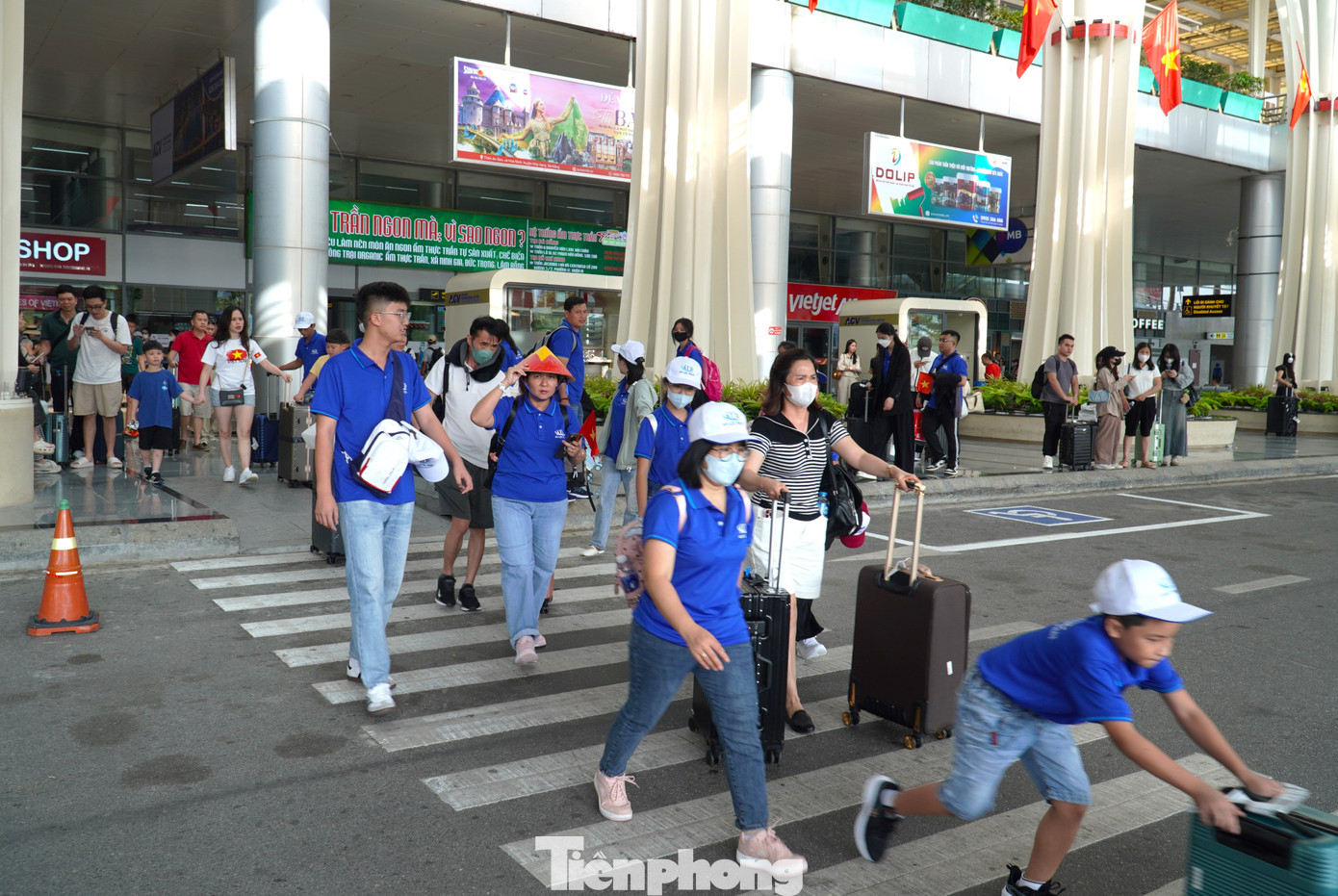 Sản lượng hạ cất cánh trung bình trong dịp lễ này khoảng 262 lượt chuyến/ngày, với 8 chặng bay quốc nội và 24 chặng bay quốc tế. Sản lượng bay dự kiến tăng khoảng 17% so với ngày cùng kỳ năm ngoái với hơn 1.800 lượt cất hạ cánh.