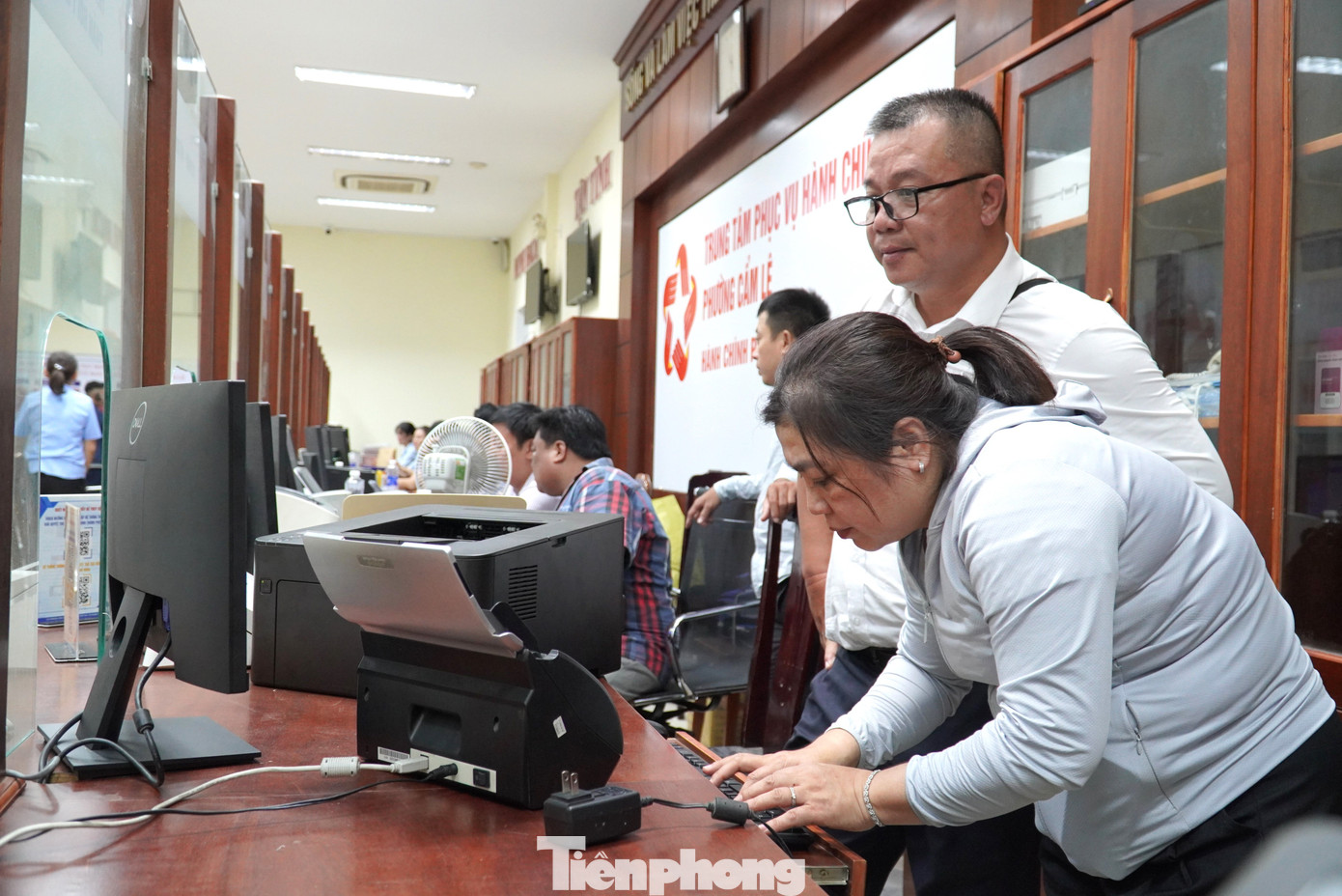 Trước khi Trung tâm phục vụ hành chính công phường Cẩm Lệ chính thức đi vào hoạt động, tất cả các máy móc, thiết bị đều được kiểm tra kỹ càng. Trước khi Trung tâm phục vụ hành chính công phường Cẩm Lệ chính thức đi vào hoạt động, tất cả các máy móc, thiết bị đều được kiểm tra kỹ càng.