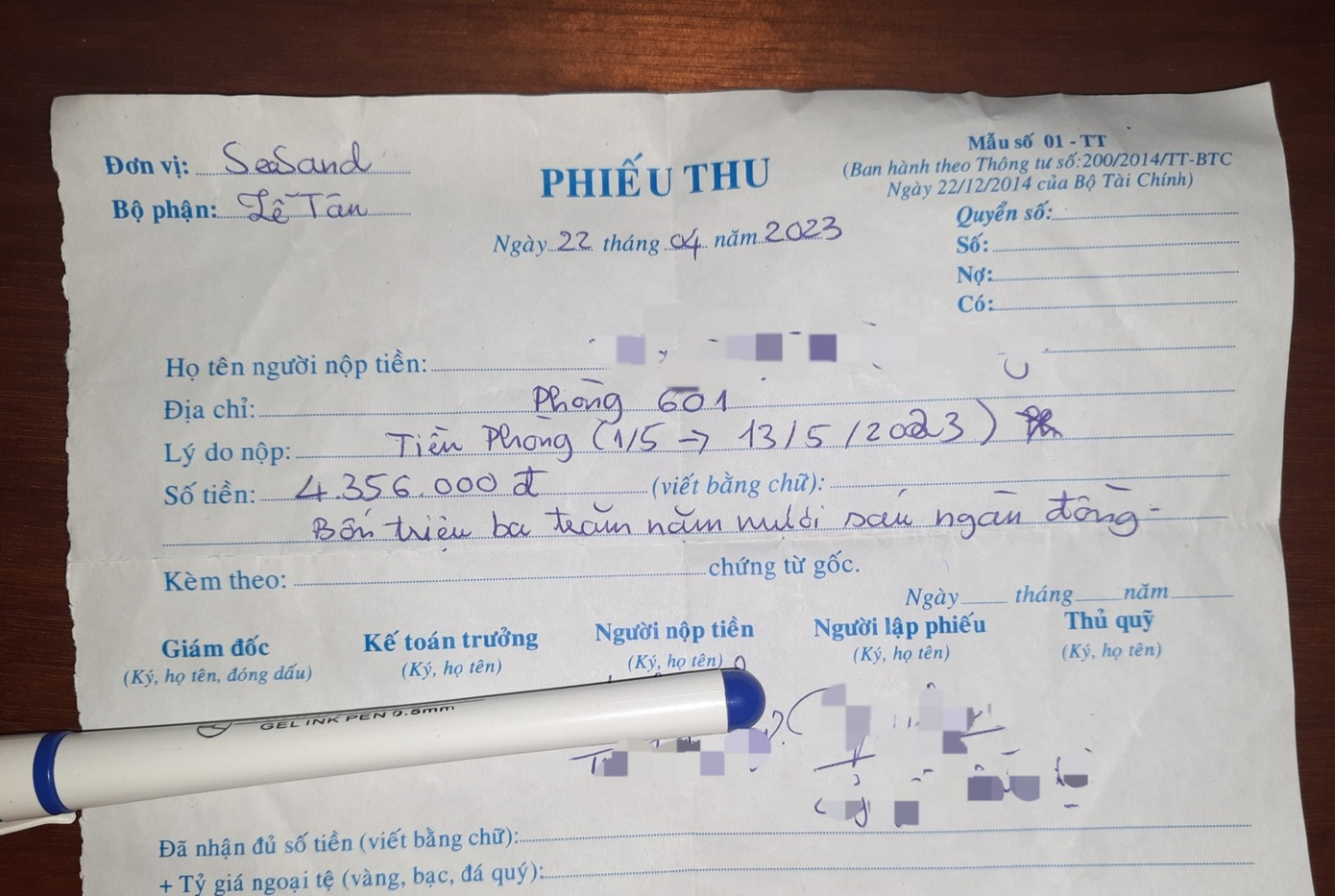 Chị D. đã đặt và thanh toán tiền phòng nhưng khách sạn lại lấy phòng cho người khác thuê.