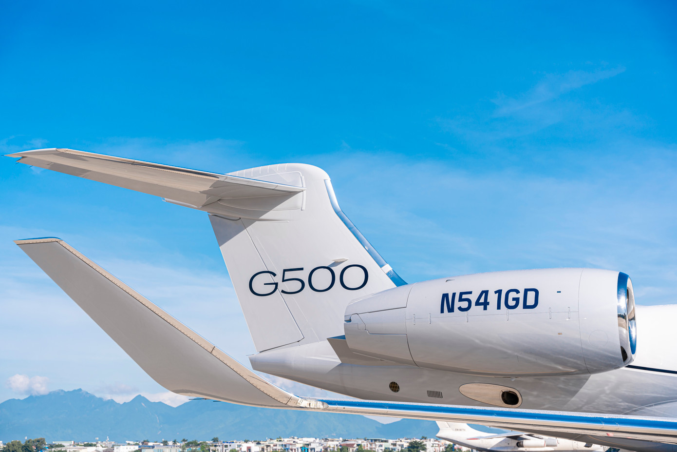 Nhìn gần chiếc G500.