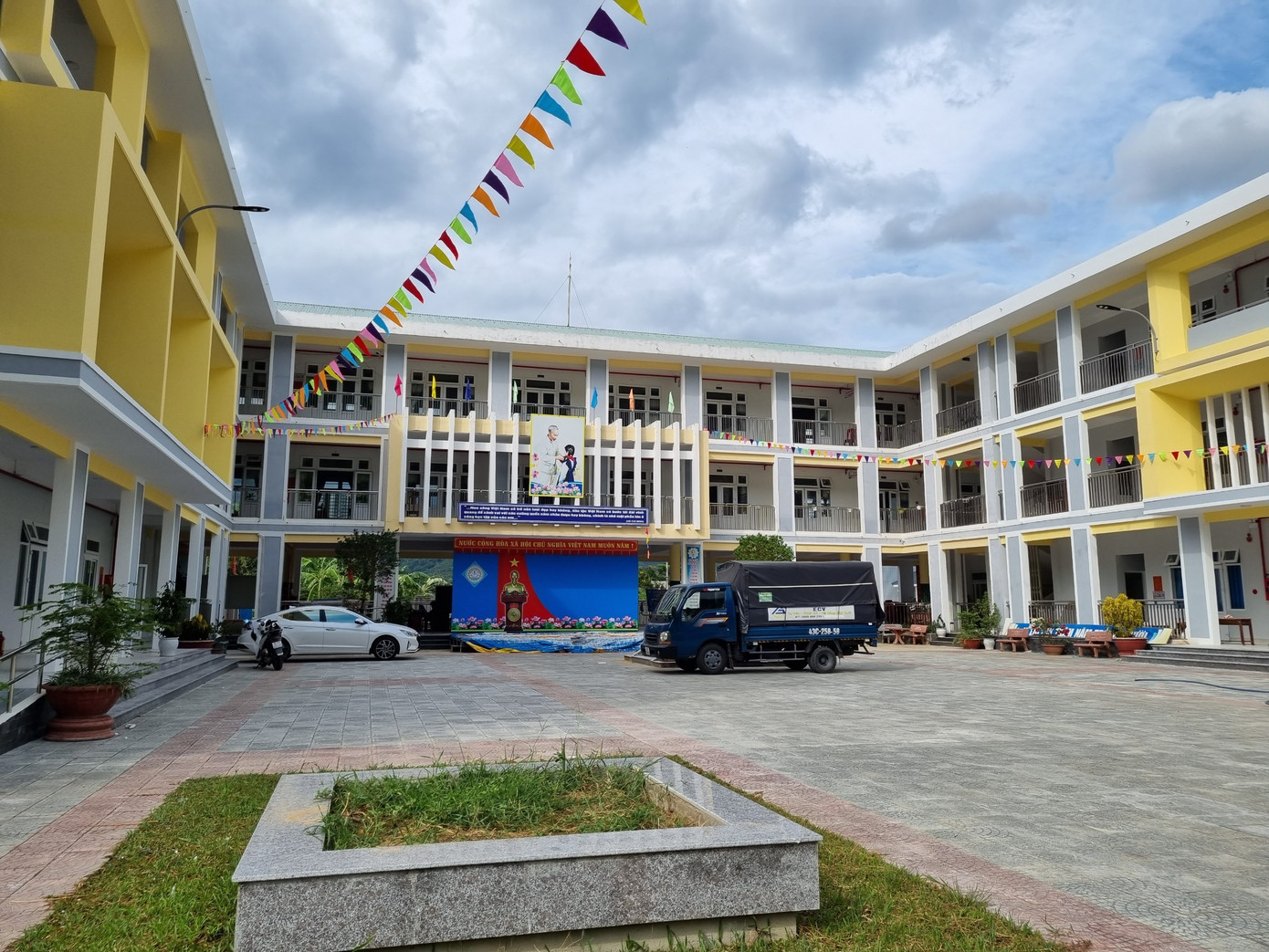 Trường Tiểu học Hoà Bắc (thôn Phò Nam) khang trang.