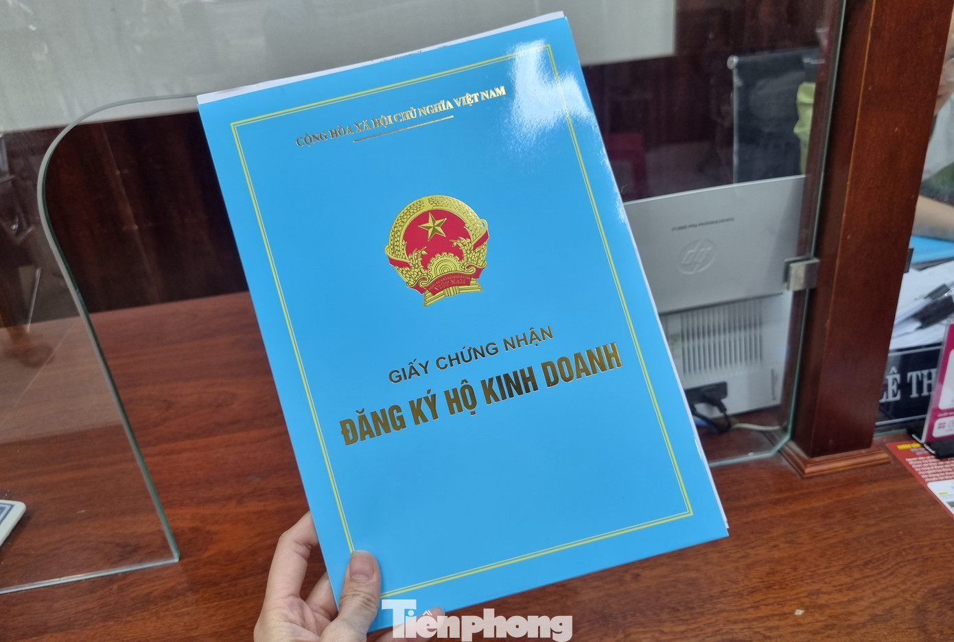 Sau khi đăng ký thành công, Phòng Tài chính kế hoạch sẽ gửi thông tin về cho xã, phường để thuận tiện quản lý. Cơ sở dạy thêm phải công khai trên cổng thông tin điện tử hoặc niêm yết tại nơi cơ sở dạy thêm đặt trụ sở về các môn học được tổ chức dạy thêm; thời lượng dạy thêm đối với từng môn học theo từng khối lớp; địa điểm, hình thức, thời gian tổ chức dạy thêm, học thêm; danh sách người dạy thêm và mức thu tiền học thêm trước khi tuyển sinh các lớp dạy thêm, học thêm.
