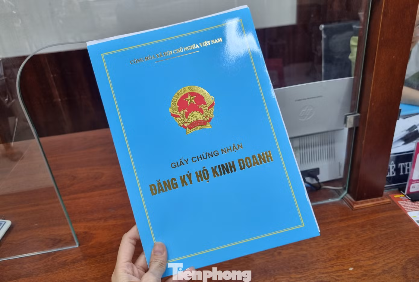 Sau khi đăng ký thành công, Phòng Tài chính kế hoạch sẽ gửi thông tin về cho xã, phường để thuận tiện quản lý. Cơ sở dạy thêm phải công khai trên cổng thông tin điện tử hoặc niêm yết tại nơi cơ sở dạy thêm đặt trụ sở về các môn học được tổ chức dạy thêm; thời lượng dạy thêm đối với từng môn học theo từng khối lớp; địa điểm, hình thức, thời gian tổ chức dạy thêm, học thêm; danh sách người dạy thêm và mức thu tiền học thêm trước khi tuyển sinh các lớp dạy thêm, học thêm.