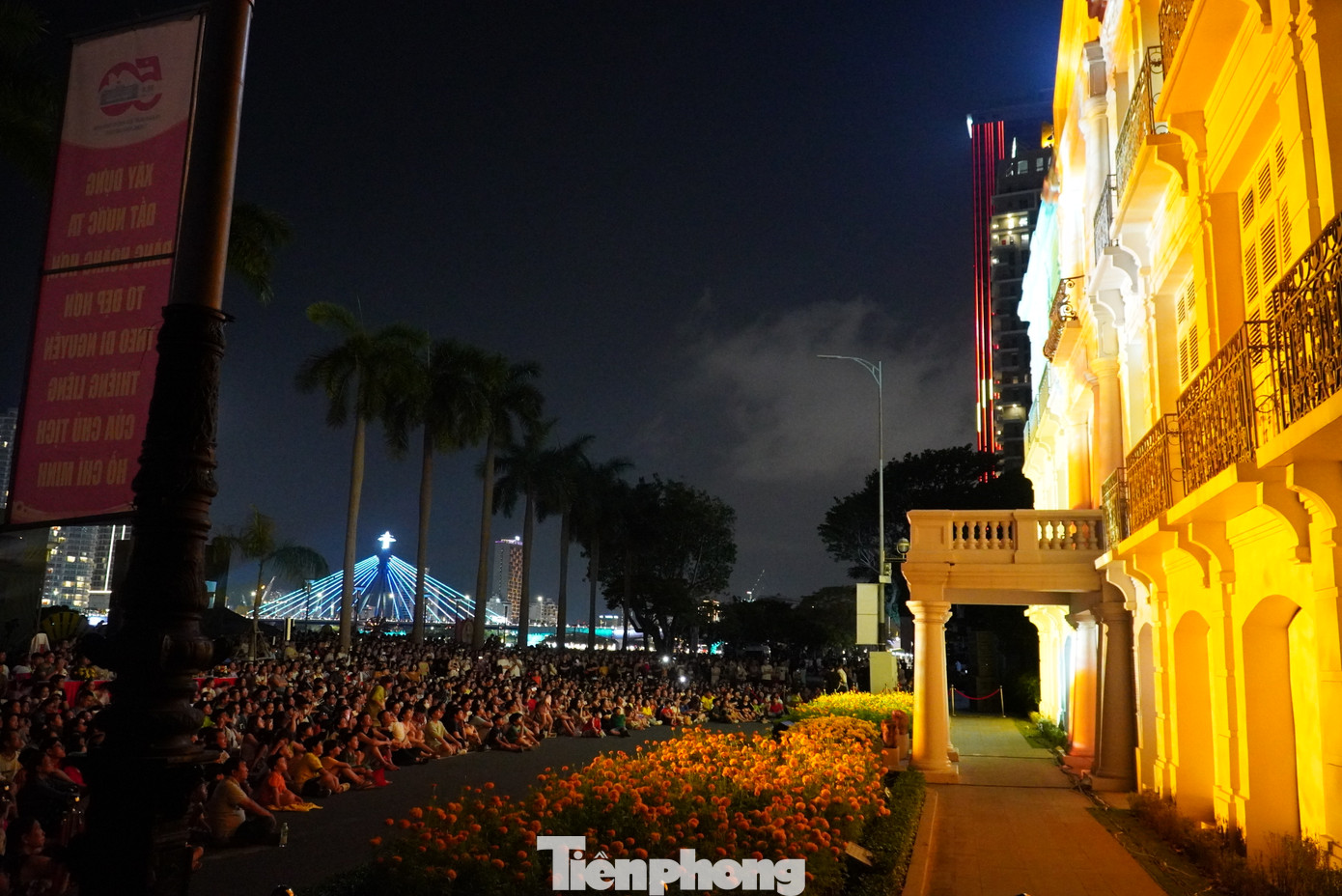 Đây là sản phẩm văn hóa mới mẻ, hiện đại phục vụ người dân và du khách trong dịp lễ. Đây là sản phẩm văn hóa mới mẻ, hiện đại phục vụ người dân và du khách trong dịp lễ.