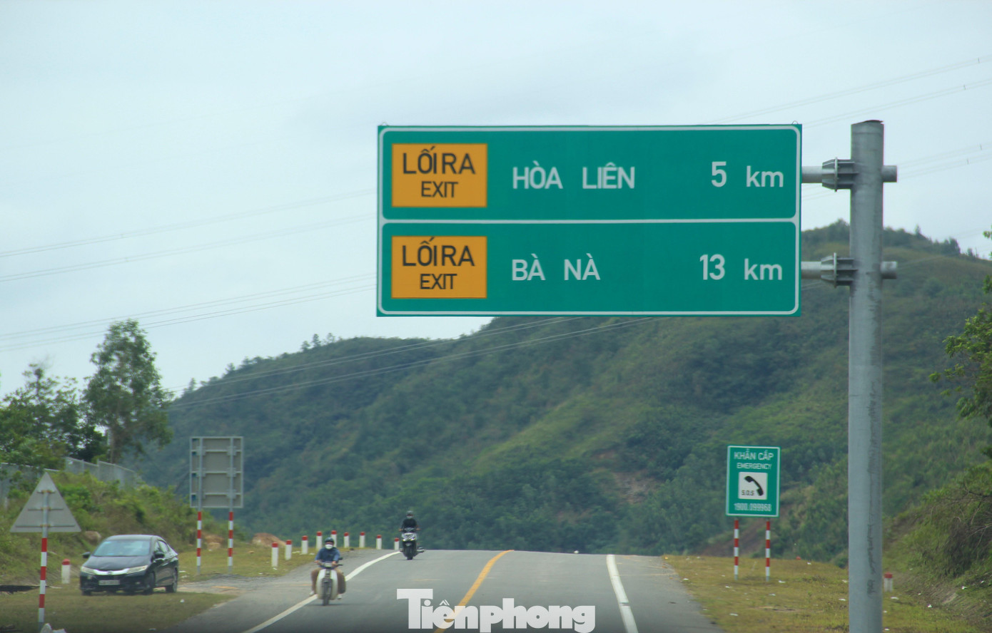 Hệ thống biển báo trên tuyến đường cơ bản đã lắp đặt đầy đủ.