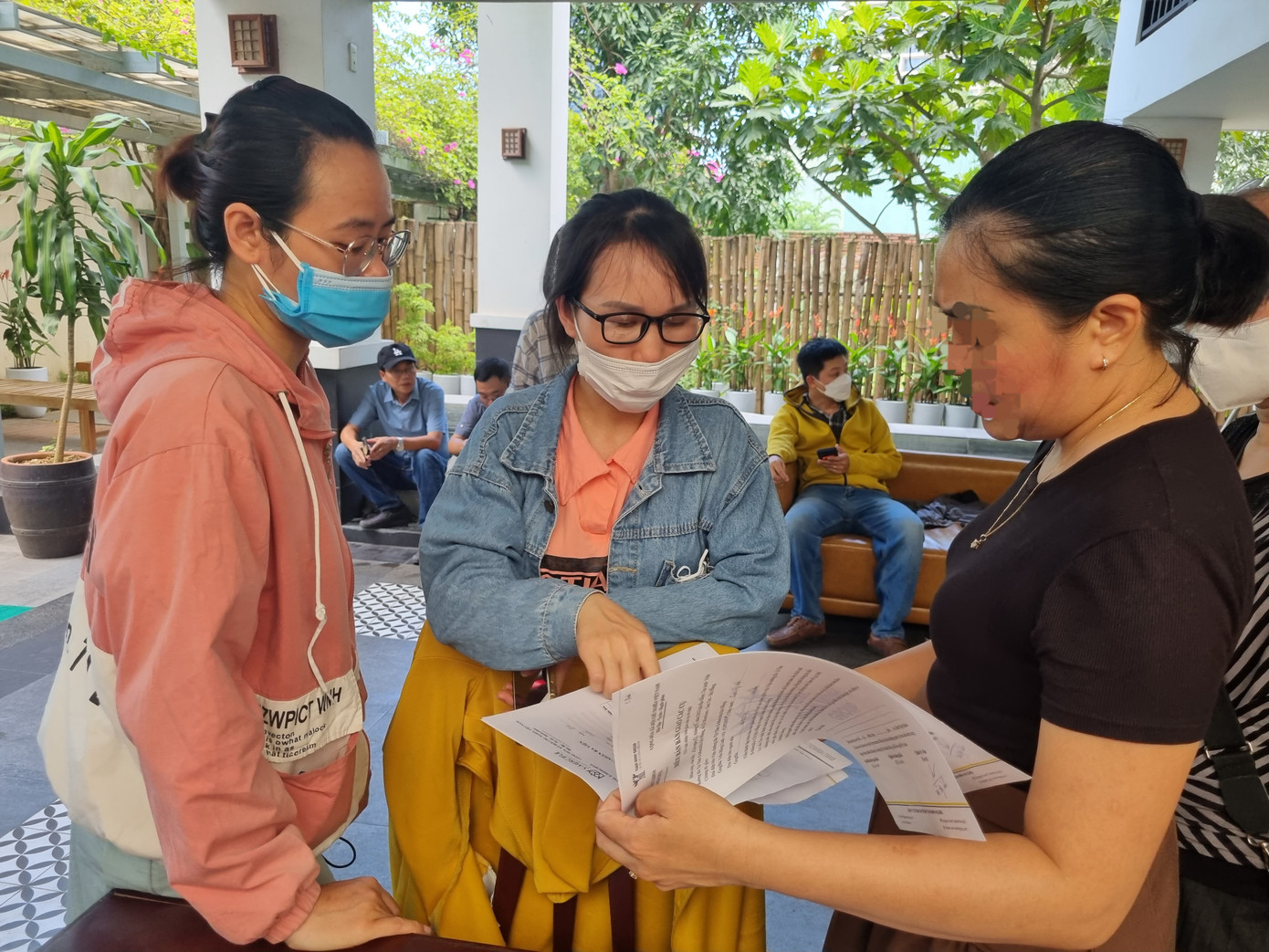 Viện dưỡng lão Từ Tâm S-Merciful nợ lương của rất nhiều nhân viên rồi bất ngờ ngừng hoạt động.