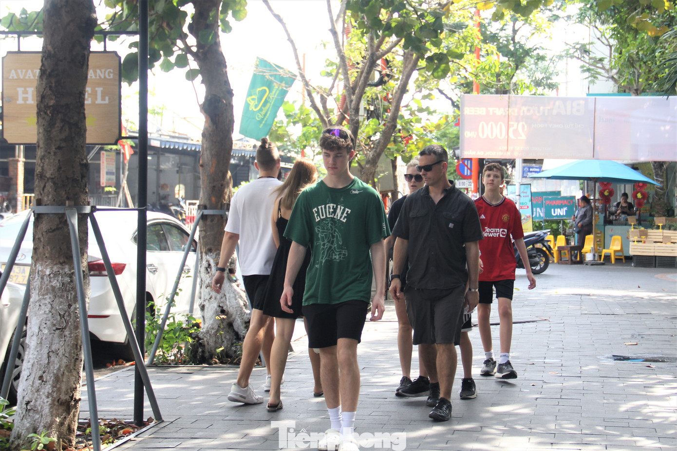 Ông Hòa cho hay, sau thời gian thí điểm, phố du lịch An Thượng (còn gọi là phố Tây) thật sự thu hút du khách dù sau dịch COVID-19 du lịch gặp nhiều khó khăn. Ảnh: Thanh Trần.