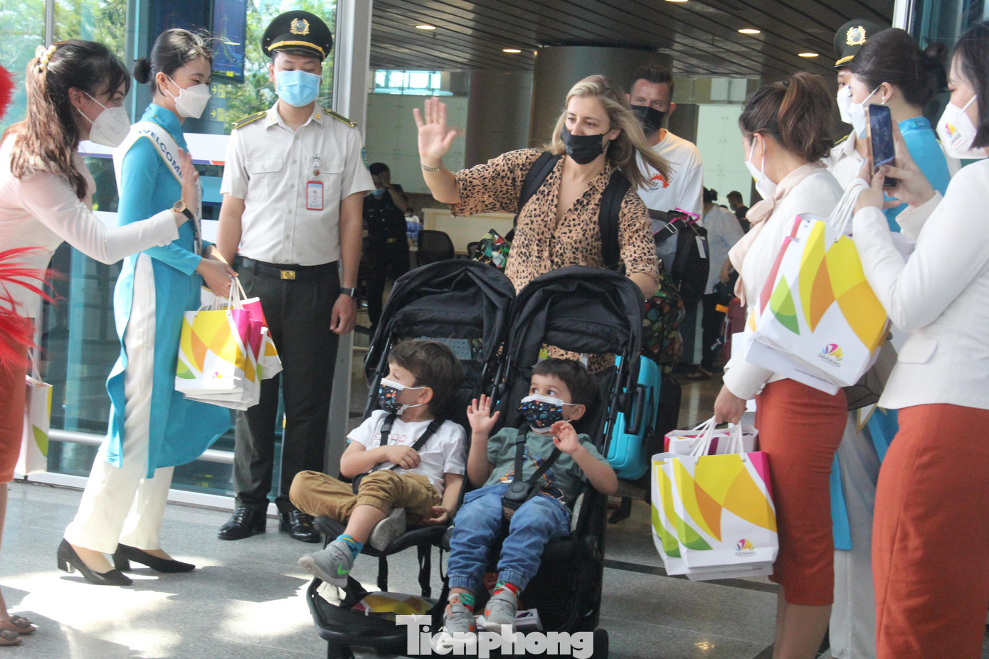 Chuyến bay SQ172 từ Singapore chở theo 160 hành khách