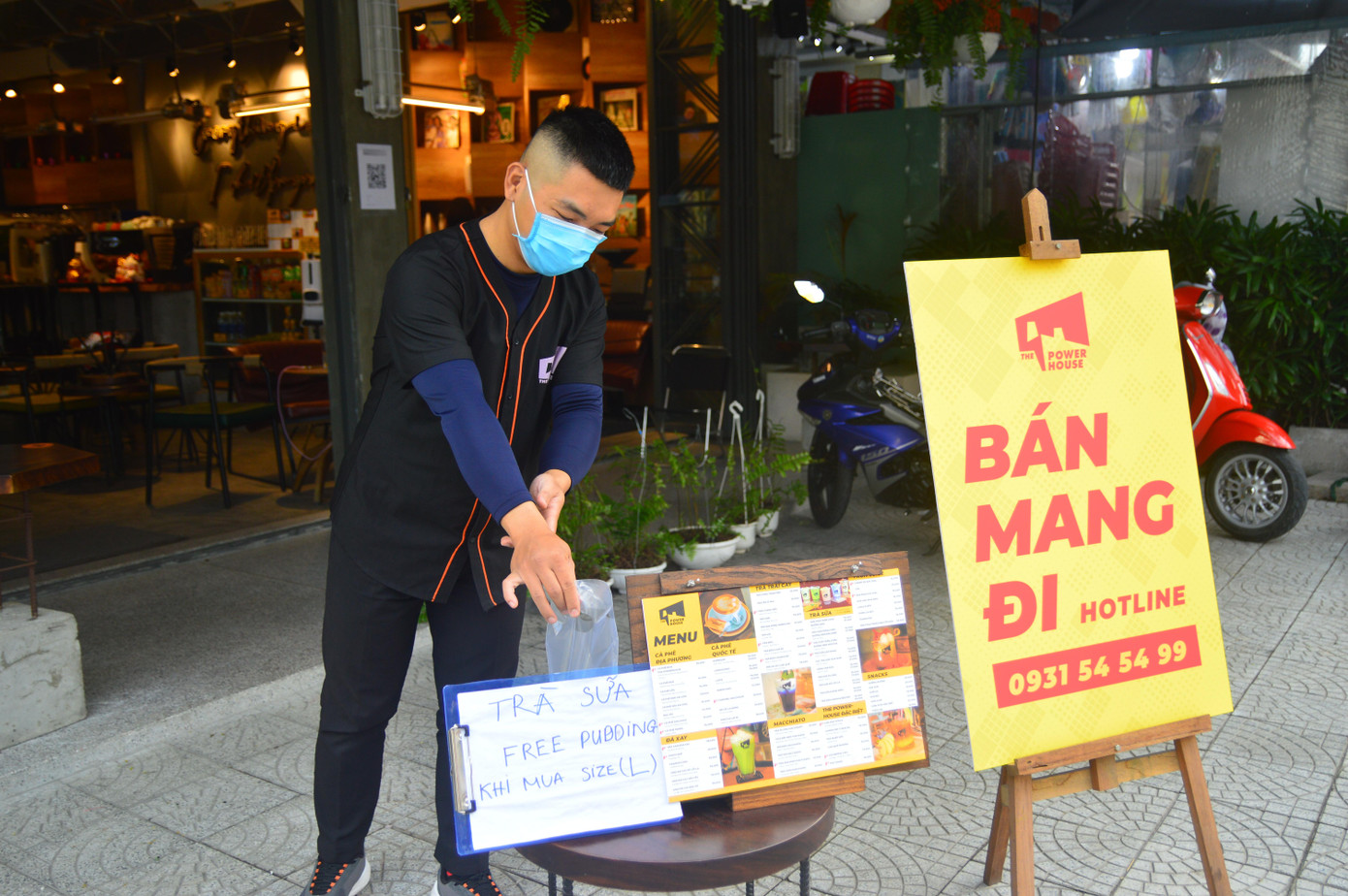 Hiện quận Liên Chiểu đã áp dụng cấp độ phòng chống dịch ở cấp 3 trên toàn địa bàn. Hiện quận Liên Chiểu đã áp dụng cấp độ phòng chống dịch ở cấp 3 trên toàn địa bàn.