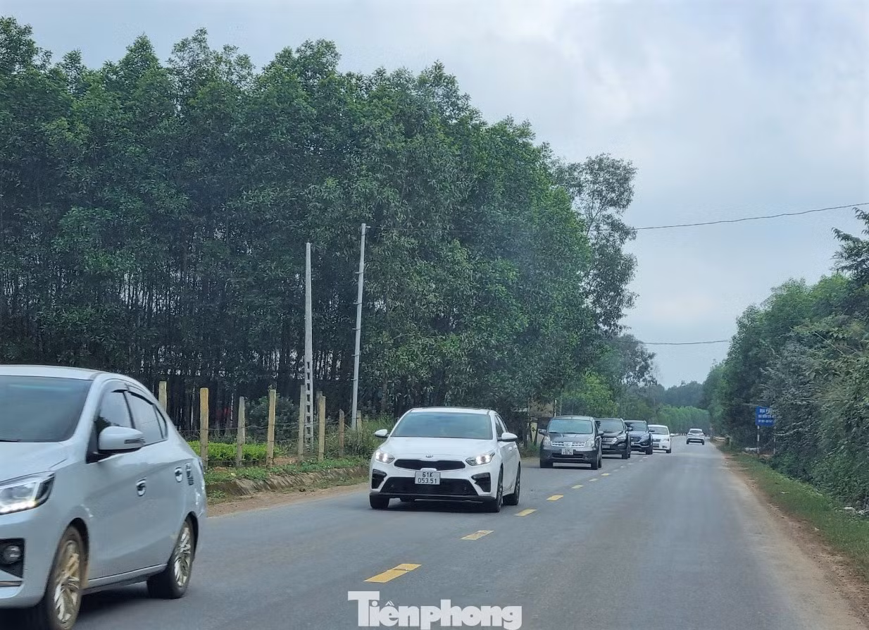 Tuyến đường được các tài xế đánh giá chạy rất "mượt" do mặt đường tốt, ít ổ gà, ổ voi, cũng ít khúc cua nguy hiểm.