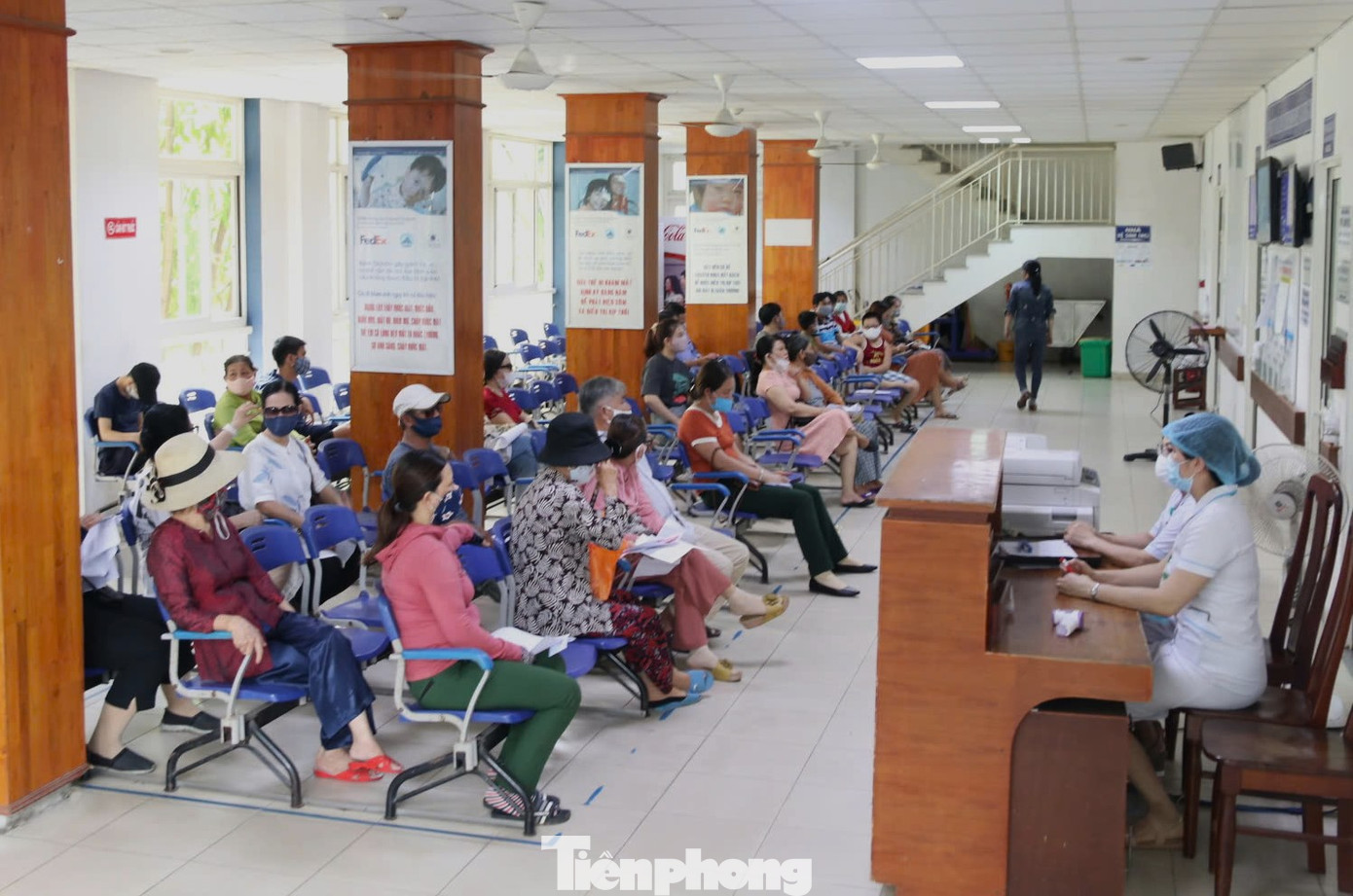 Việc hỗ trợ đóng BHXH sẽ giúp nhóm người cao tuổi an tâm hơn khi đi khám chữa bệnh. Việc hỗ trợ đóng BHXH sẽ giúp nhóm người cao tuổi an tâm hơn khi đi khám chữa bệnh.