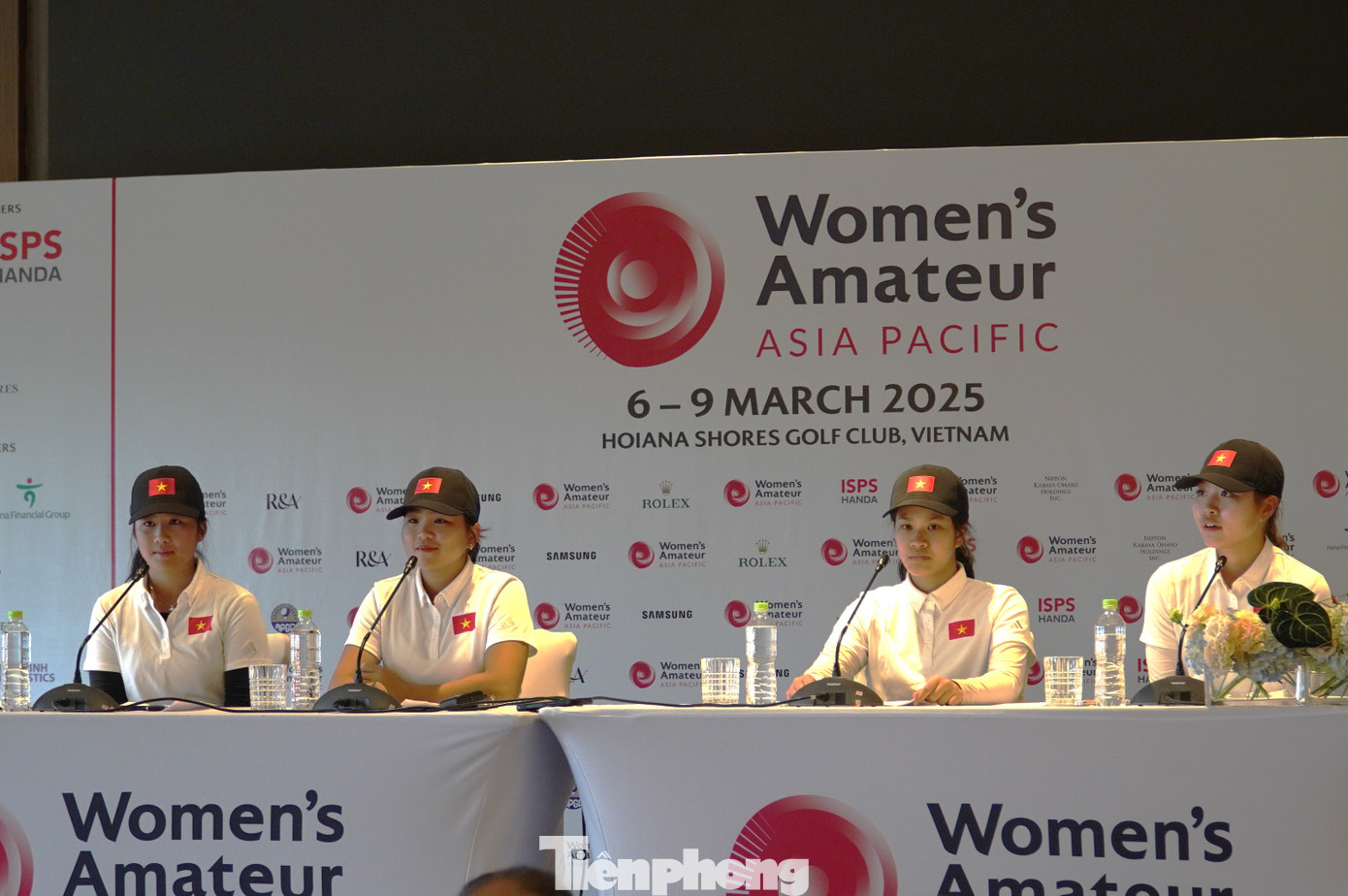 Đây là lần đầu tiên WAAP Championship đến Việt Nam. Đội chủ nhà có 6 VĐV tham gia gồm: Lê Chúc An, Nguyễn Viết Gia Hân, Anna Lê, Arena Trần, Nguyễn Vũ Hoàng Anh, Nguyễn Bảo Châu. Ảnh: Thanh Hiền.