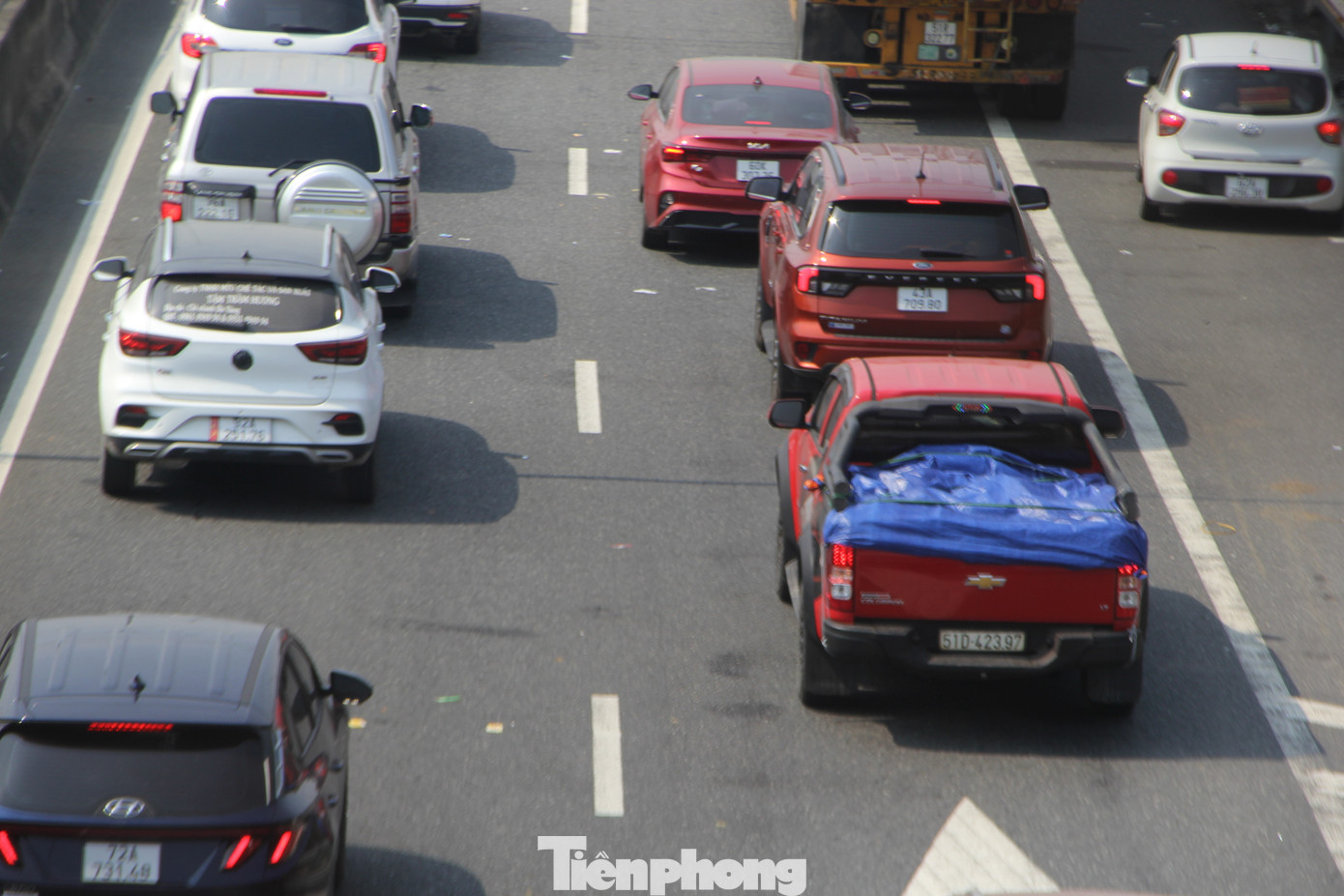 Cao tốc Đà Nẵng - Quảng Ngãi kết nối với cao tốc Túy Loan - La Sơn - Cam Lộ, ra đến Quảng Trị, là tuyến đường được nhiều tài xế lựa chọn.