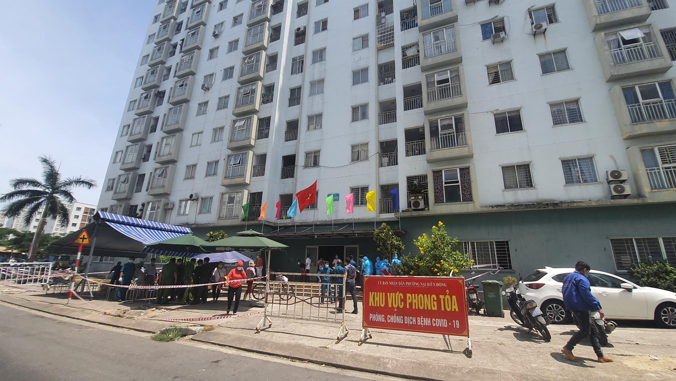 Khu chung cư 12T3 cũng đang được áp dụng các biện pháp cách ly y tế.