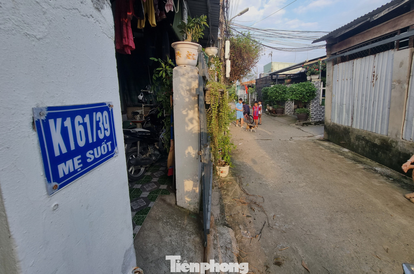 Phường Hòa Khánh Nam, đặc biệt khu vực đường Mẹ Suốt là nơi ngập sớm nhất và ám ảnh nhất của người dân Đà Nẵng, bởi trận lũ năm 2022 đã cướp đi nhiều mạng người. Ảnh: Thanh Hiền.