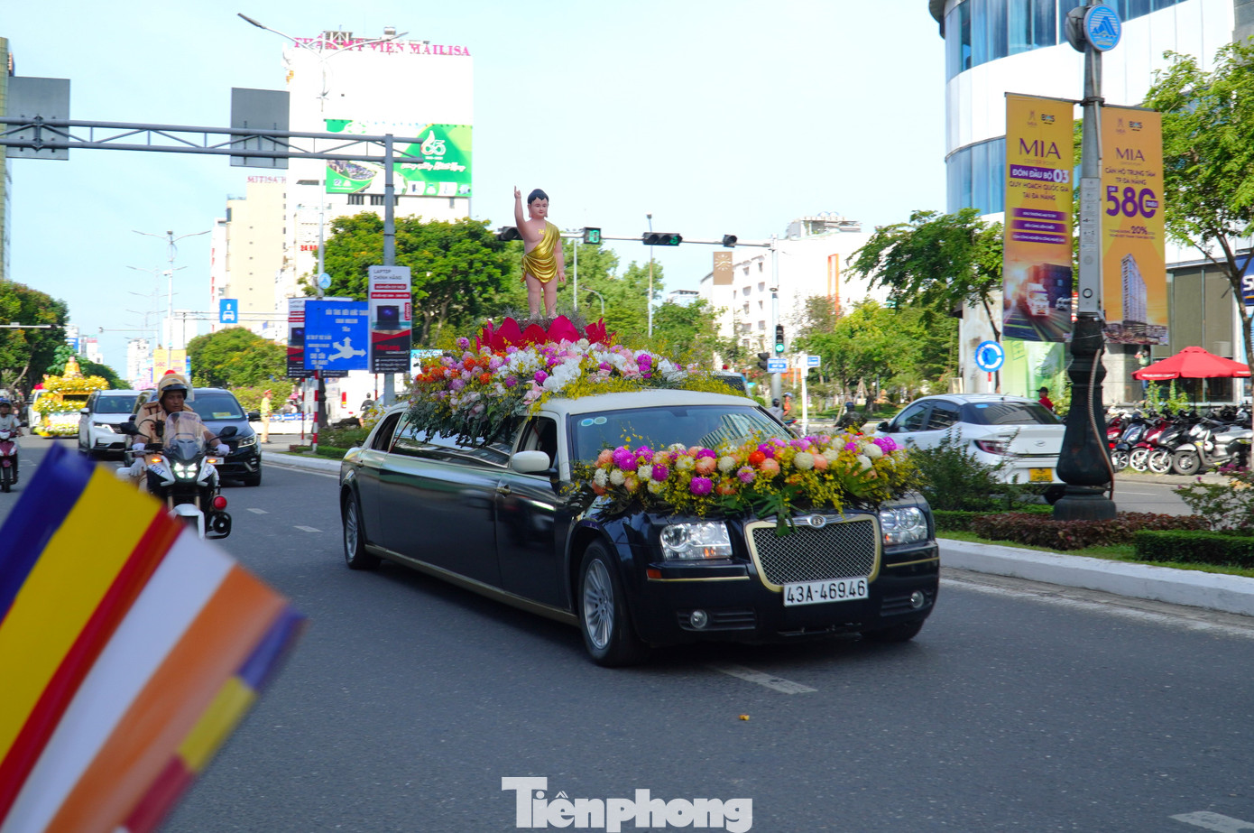 Đà Nẵng là địa phương duy nhất của miền Trung, cũng là điểm đến cuối cùng tại Việt Nam được cung thỉnh Xá lợi Đức Phật. Đà Nẵng là địa phương duy nhất của miền Trung, cũng là điểm đến cuối cùng tại Việt Nam được cung thỉnh Xá lợi Đức Phật.