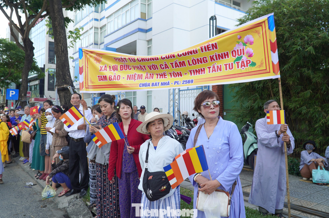 Đây là sự kiện tôn giáo trọng đại để chư tăng ni, phật tử và những người yêu mến đạo Phật bày tỏ tấm lòng. Đồng thời hướng con người đến những điều tốt đẹp, buông bỏ sân si. Đây là sự kiện tôn giáo trọng đại để chư tăng ni, phật tử và những người yêu mến đạo Phật bày tỏ tấm lòng. Đồng thời hướng con người đến những điều tốt đẹp, buông bỏ sân si.
