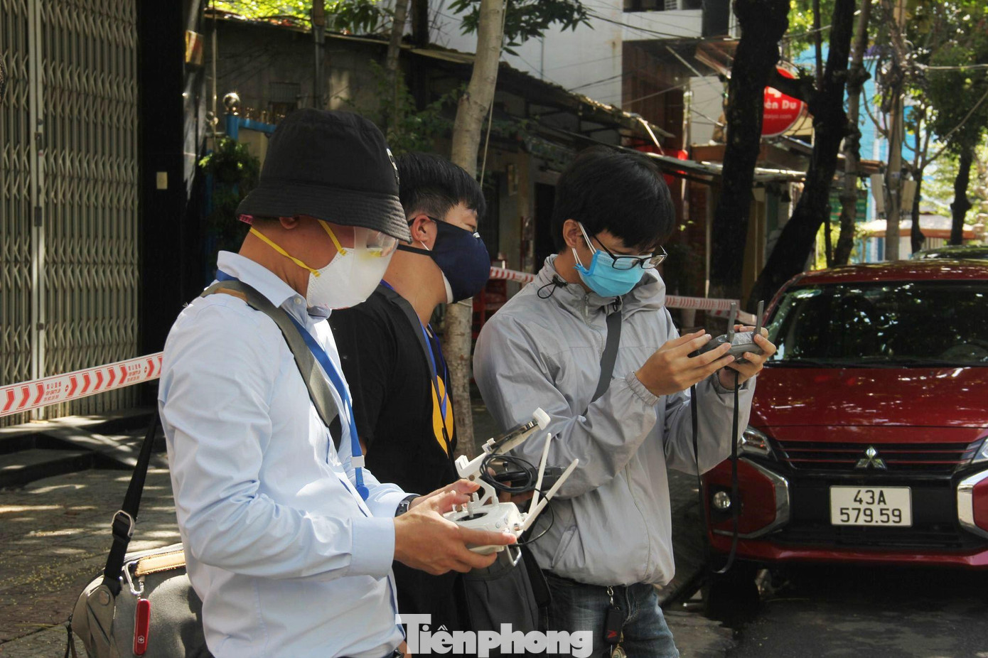 Ông Hùng cho biết thêm, các flycam này được kết nối từ các nhóm bay để hỗ trợ cho địa phương.