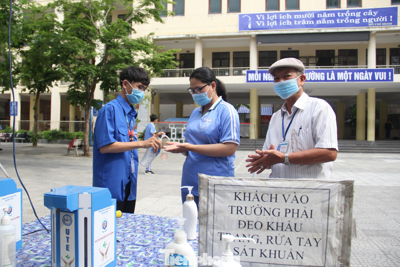 Học sinh trên toàn thành phố Đà Nẵng sẽ nghỉ học từ 4/5 để phòng chống dịch. Ảnh: T.T. Học sinh trên toàn thành phố Đà Nẵng sẽ nghỉ học từ 4/5 để phòng chống dịch. Ảnh: T.T.