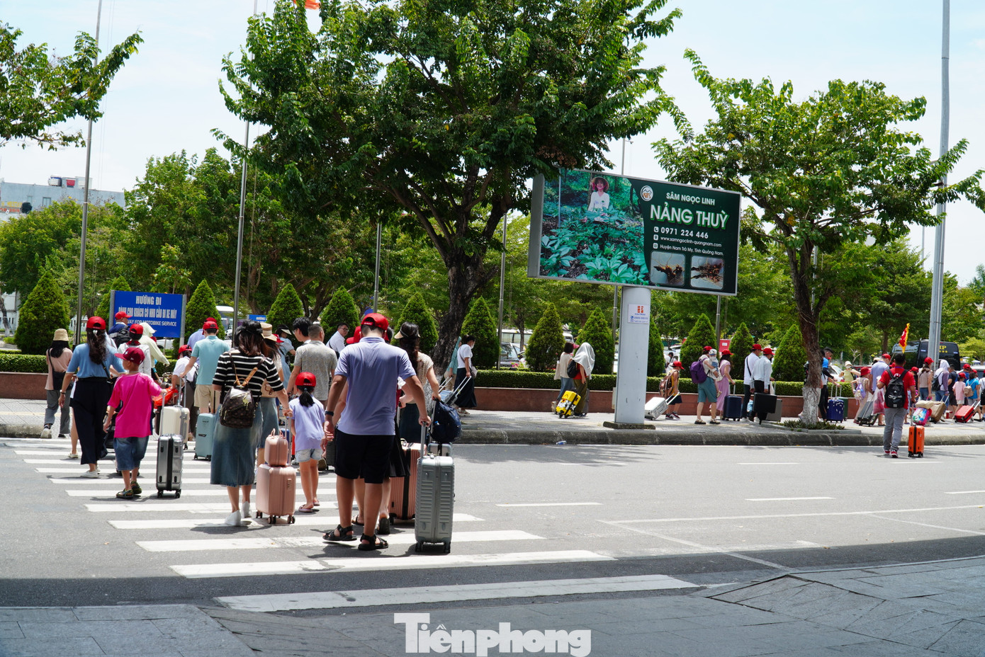 Tại bãi biển đêm Mỹ An sẽ diễn ra chuỗi các hoạt động trình diễn nghệ thuật, chiếu phim, tổ chức tuyến phố đi bộ, thưởng thức ẩm thực, trang trí điện chiếu sáng, nghệ thuật sắp đặt bãi biển… Ảnh: Thanh Hiền.