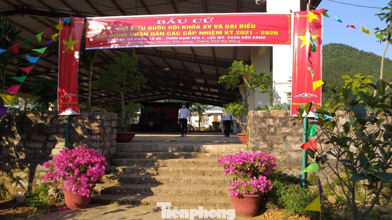 Chuẩn bị cho ngày hội bầu cử tại cơ sở xã hội Bàu Bàng. Chuẩn bị cho ngày hội bầu cử tại cơ sở xã hội Bàu Bàng.