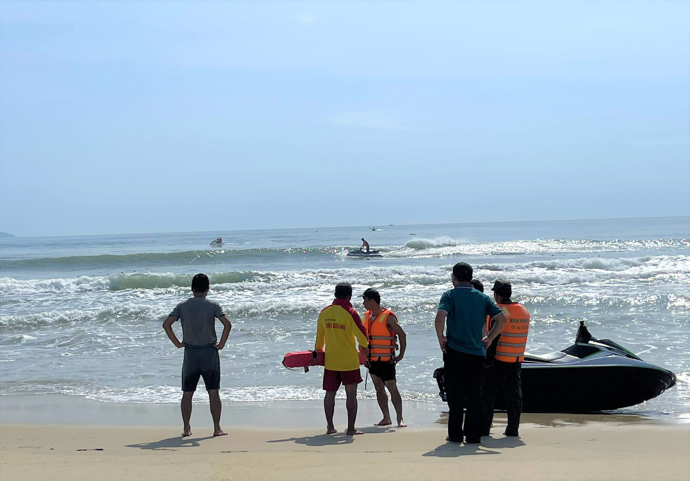 Lực lượng chức năng đã tìm được thi thể nạn nhân sau hai ngày nỗ lực tìm kiếm. Lực lượng chức năng đã tìm được thi thể nạn nhân sau hai ngày nỗ lực tìm kiếm.