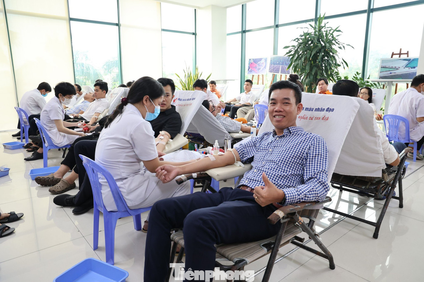 Chương trình Tuần lễ hồng EVN do Tập đoàn Điện lực Việt Nam khởi xướng trên quy mô toàn quốc từ năm 2015 và trở thành hoạt động thường niên. Qua 8 lần EVNCPC tổ chức Tuần lễ hồng EVN, tổng số lượng máu được hiến tặng là hơn 13.000 đơn vị.