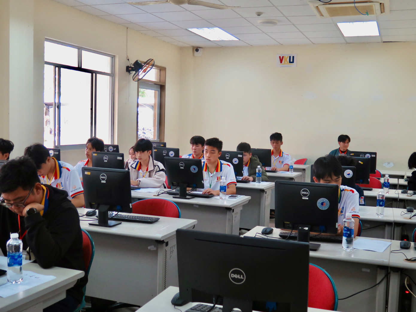 Thí sinh đạt giải Nhất, Nhì, Ba sẽ được xét tuyển thẳng vào Trường ĐH Công nghệ Thông tin và Truyền thông Việt - Hàn.