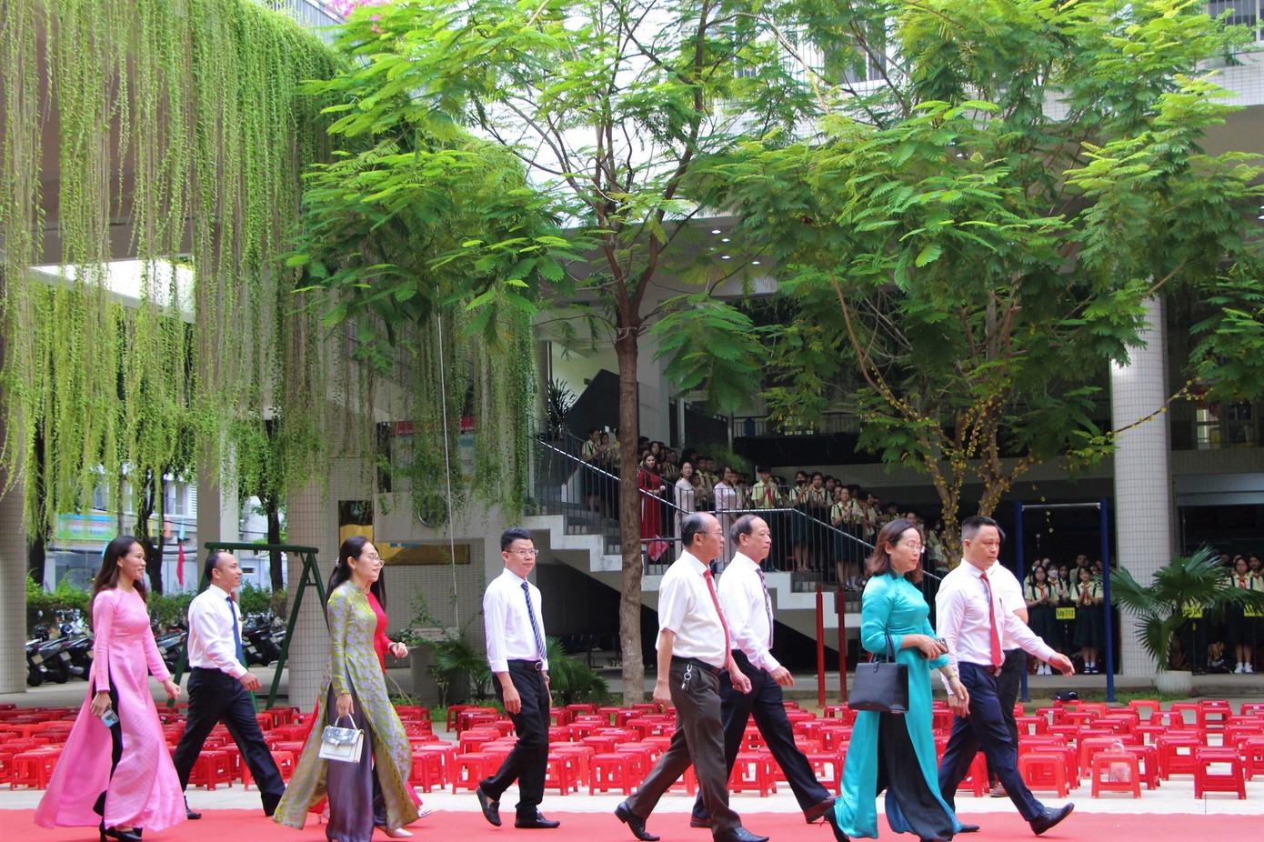 Trường THCS Trưng Vương ngát xanh. Ảnh: T.V.