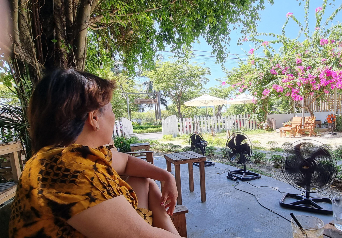 Trời nắng nóng, nhu cầu sử dụng các thiết bị làm mát tăng cao.