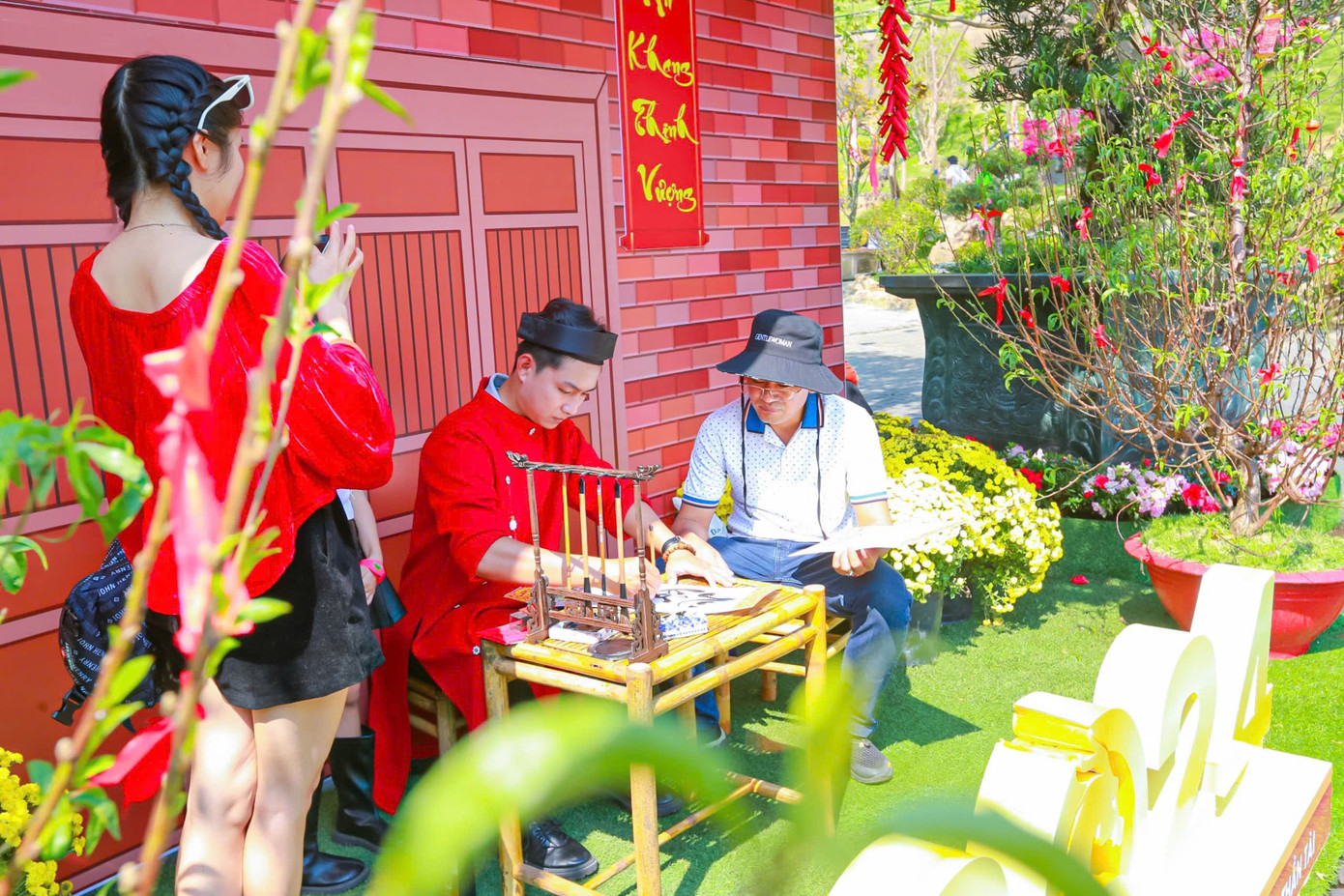 Theo Sở Du lịch, kỳ nghỉ Tết năm nay, Đà Nẵng sẽ đón khoảng 456.000 lượt khách, tăng 13,5% so với cùng kỳ năm ngoái. Trong đó, khách quốc tế khoảng 221.000 lượt, khách nội địa hơn 235.000 lượt.