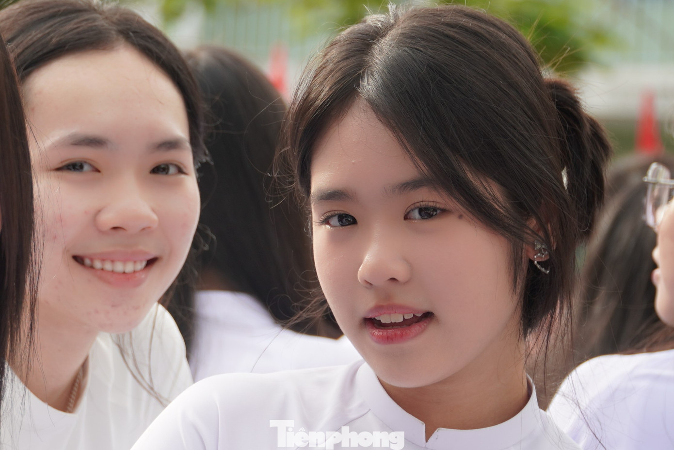 Nữ sinh Đà Nẵng đẹp trong trẻo, rạng ngời trong ngày khai giảng. Ảnh: Thanh Hiền.