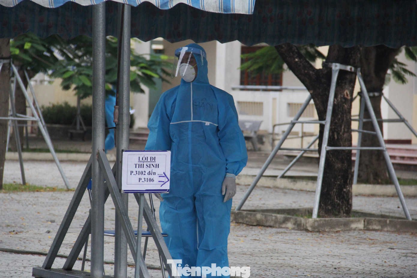 Thí sinh F1 được bố trí khu vực thi riêng, thí sinh F2 và ở vùng cách ly bố trí khu vực thi riêng. Thí sinh F1 được bố trí khu vực thi riêng, thí sinh F2 và ở vùng cách ly bố trí khu vực thi riêng.