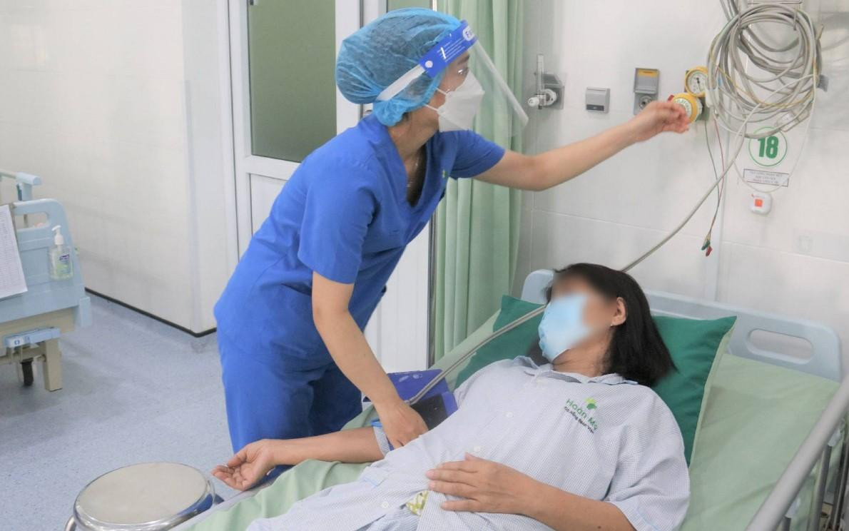 Trường hợp bị phản vệ độ III do sử dụng mỹ phẩm trôi nổi có thể nguy hiểm đến tính mạng.