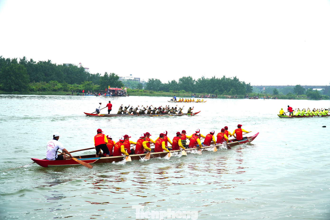 Vào các dịp lễ lớn, Đà Nẵng thường tổ chức các giải đua thuyền, thu hút đông đảo người dân và du khách.
