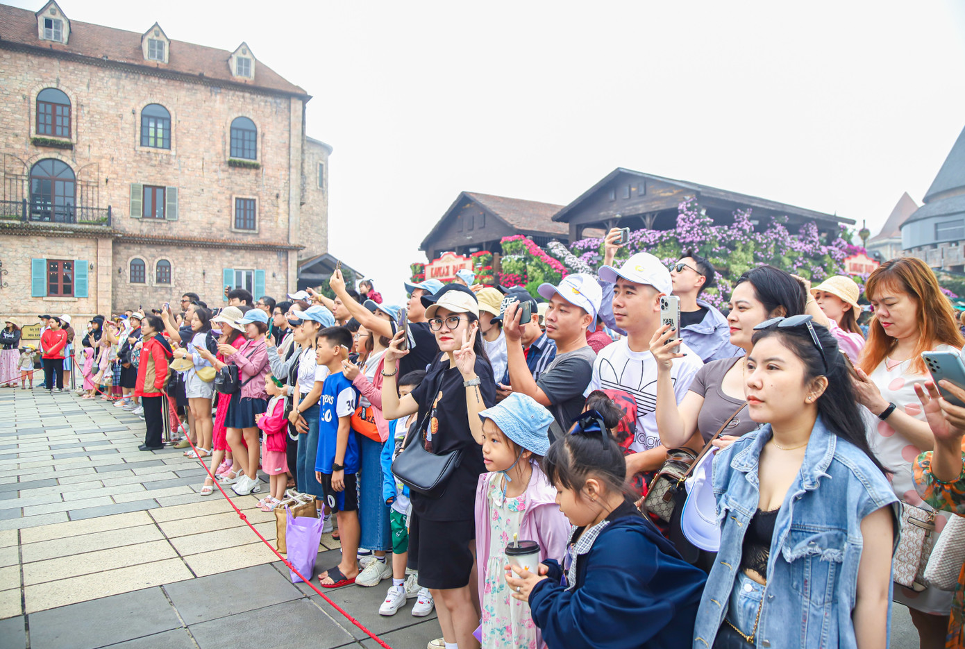 Thời tiết Đà Nẵng trong những ngày lễ dễ chịu, phù hợp cho du khách vui chơi, hoạt động ngoài trời.