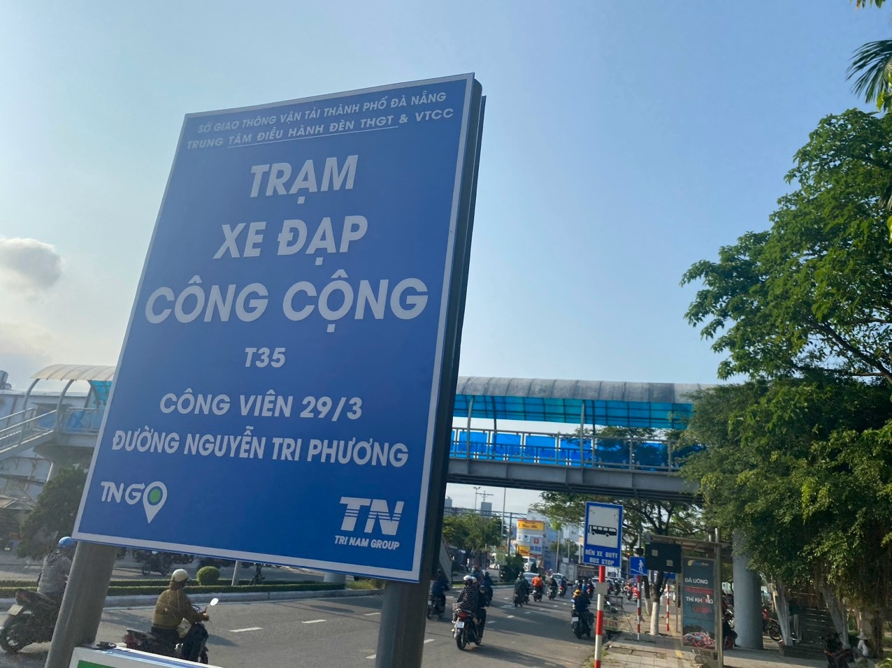 Số lượng trạm xe đạp là 61 vị trí với khoảng 600 xe trên địa bàn 5 quận.