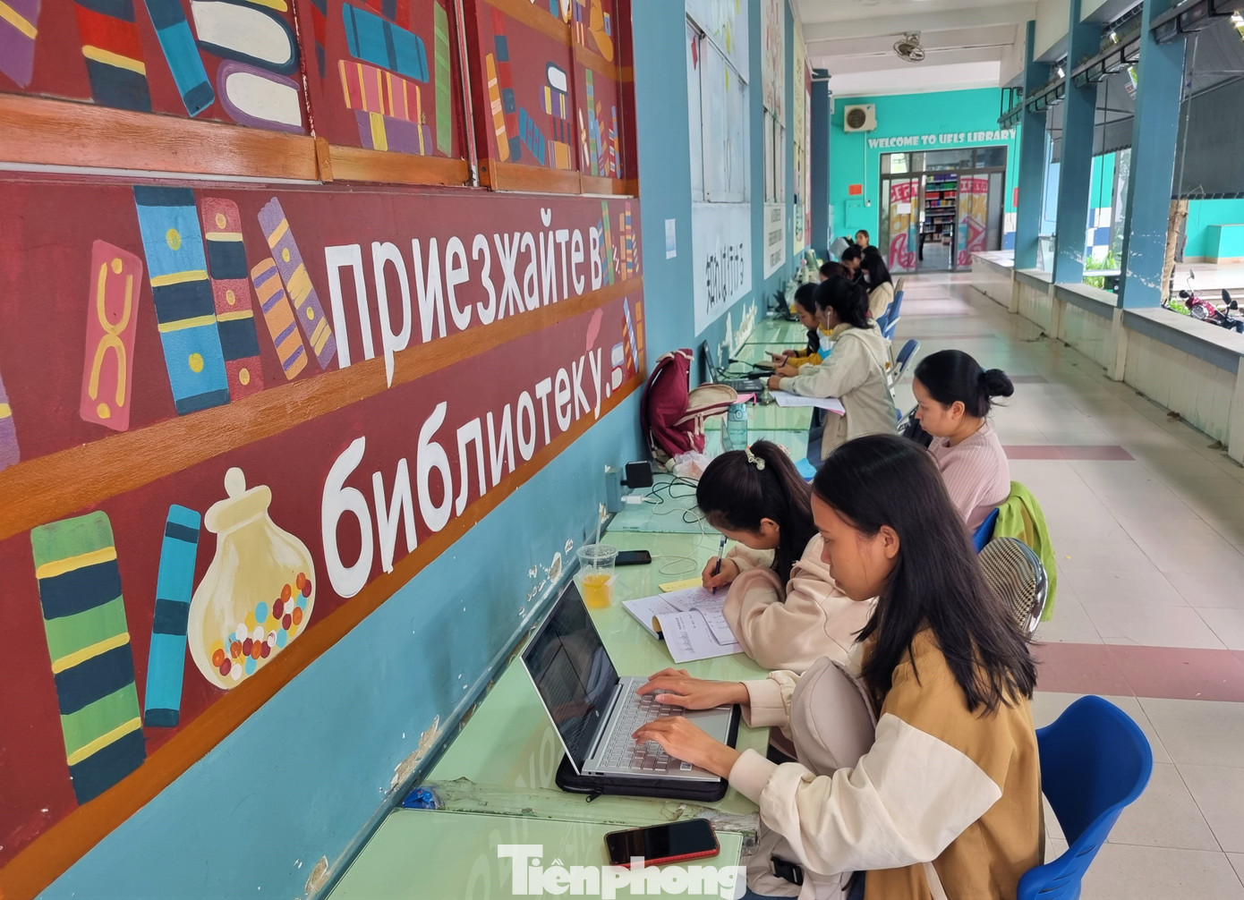 Trước khi trở thành công dân toàn cầu, mỗi bạn trẻ phải nỗ lực học tập, rèn luyện thêm các kỹ năng. Ảnh: Thanh Trần. Trước khi trở thành công dân toàn cầu, mỗi bạn trẻ phải nỗ lực học tập, rèn luyện thêm các kỹ năng. Ảnh: Thanh Trần.