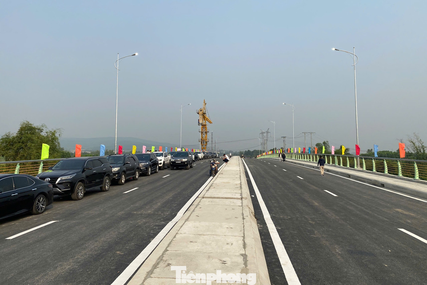 Lãnh đạo TP Đà Nẵng yêu các đơn vị chức năng chú trọng bảo trì, bảo dưỡng để đảm bảo sự an toàn, bền vững lâu dài cho cây cầu. Ngoài ra thực hiện các hạng mục phụ trợ còn lại.