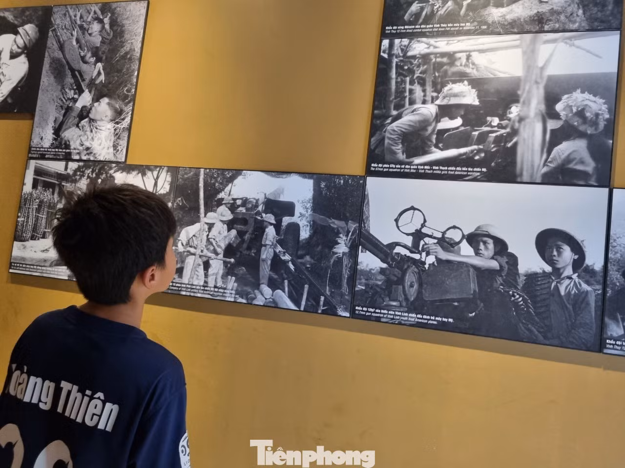 Phòng trưng bày tái hiện lại không khí chiến đấu, cuộc sống của nhân dân Quảng Trị.