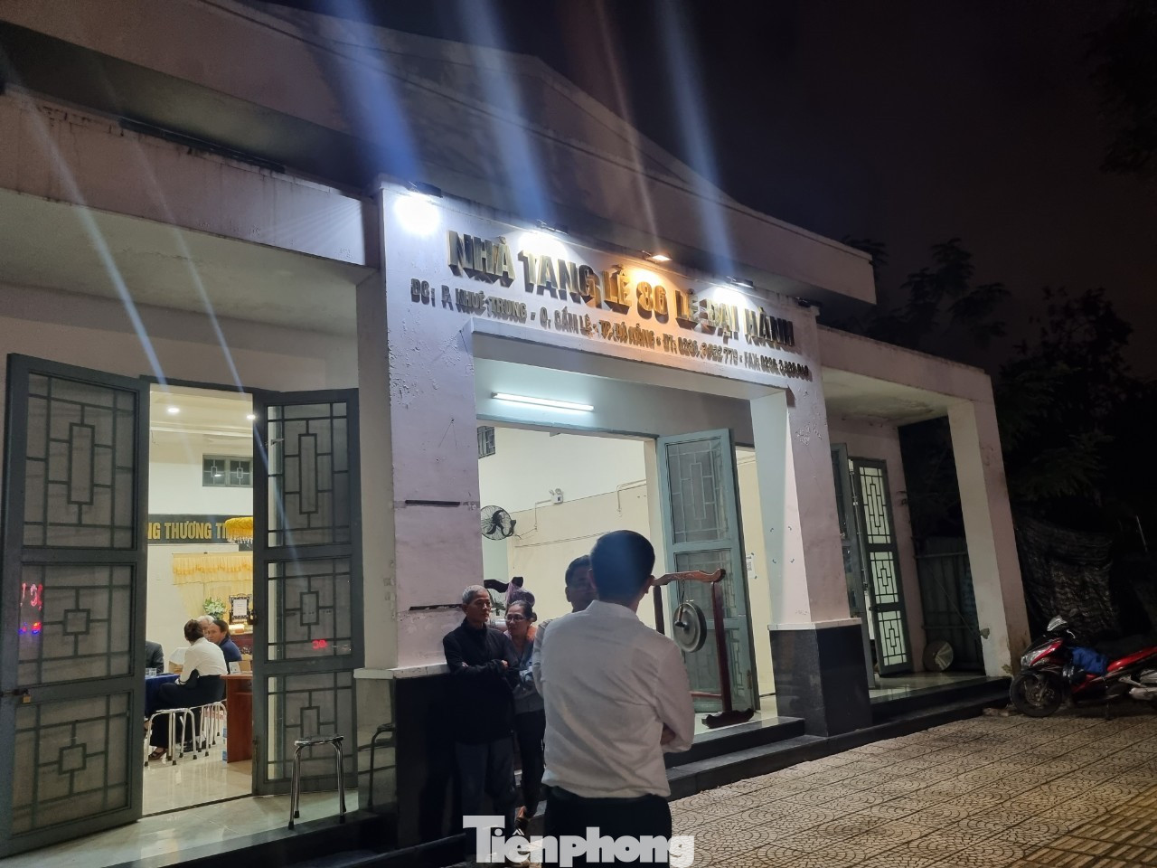 Thi thể nhân viên bảo vệ xấu số được đưa về Nhà tang lễ 86 Lê Đại Hành. Ảnh: Thanh Trần