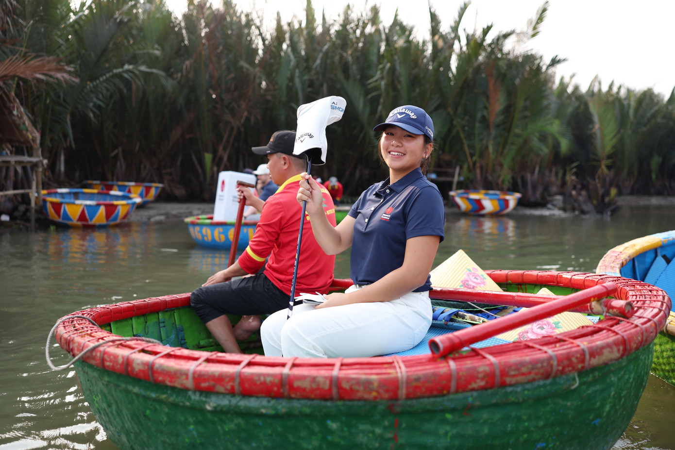 Lưu lại khoảnh khắc với rừng dừa Bảy Mẫu.