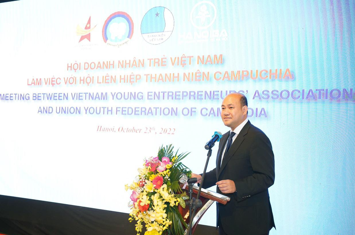 Anh Hun Many phát biểu tại chương trình. Ảnh: BTC