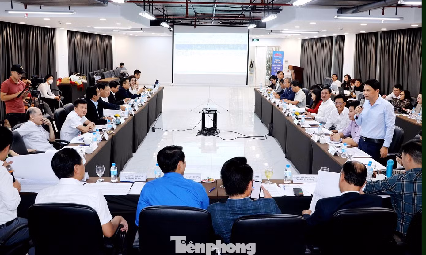 Các thành viên trong hội đồng đã trao đổi, chia sẻ nhiều thông tin. Ảnh: BTC Các thành viên trong hội đồng đã trao đổi, chia sẻ nhiều thông tin. Ảnh: BTC