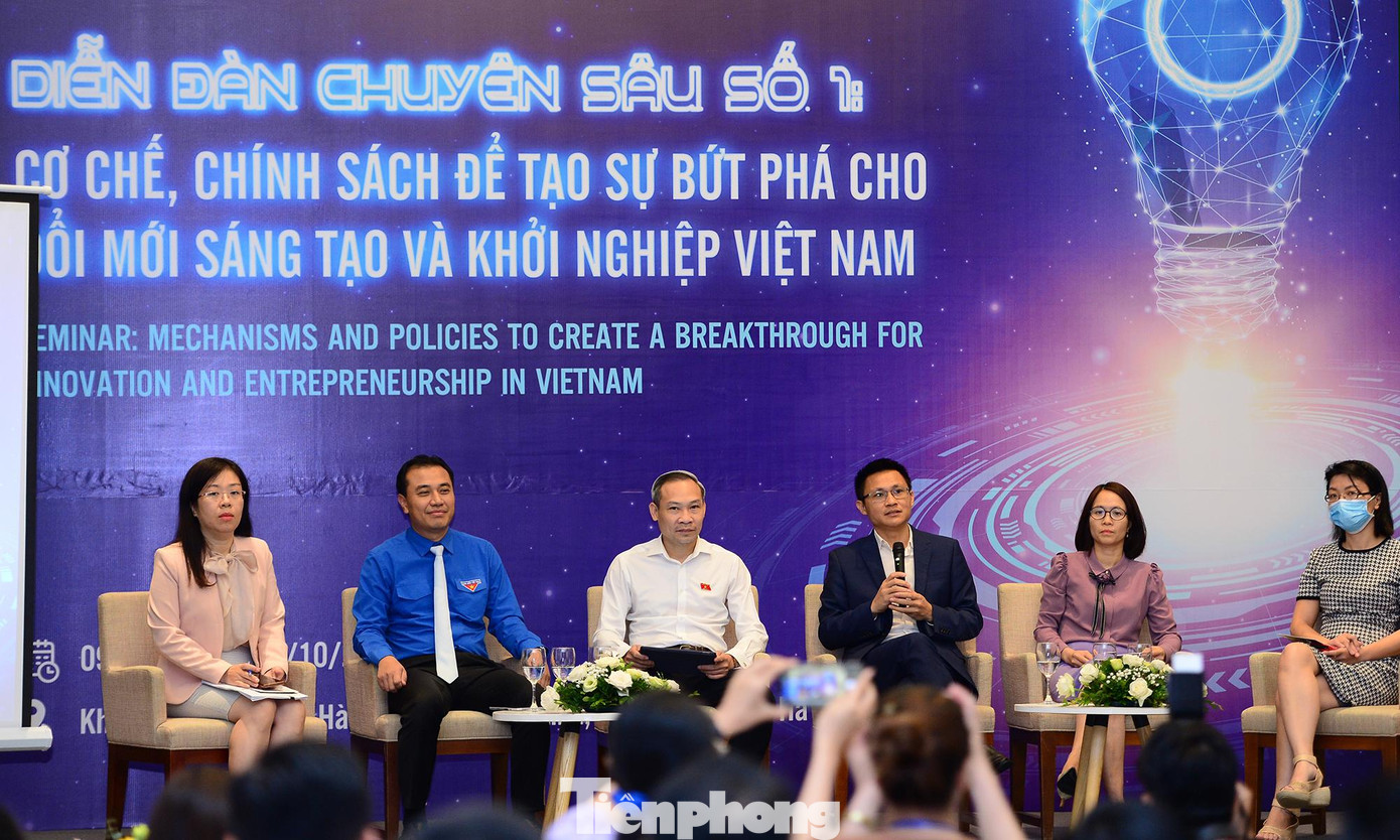 Tại chương trình đã có nhiều ý kiến trao đổi, thảo luận cơ chế, chính sách để tạo sự bứt phá cho đổi mới sáng tạo và khởi nghiệp Việt Nam. Ảnh: Xuân Tùng