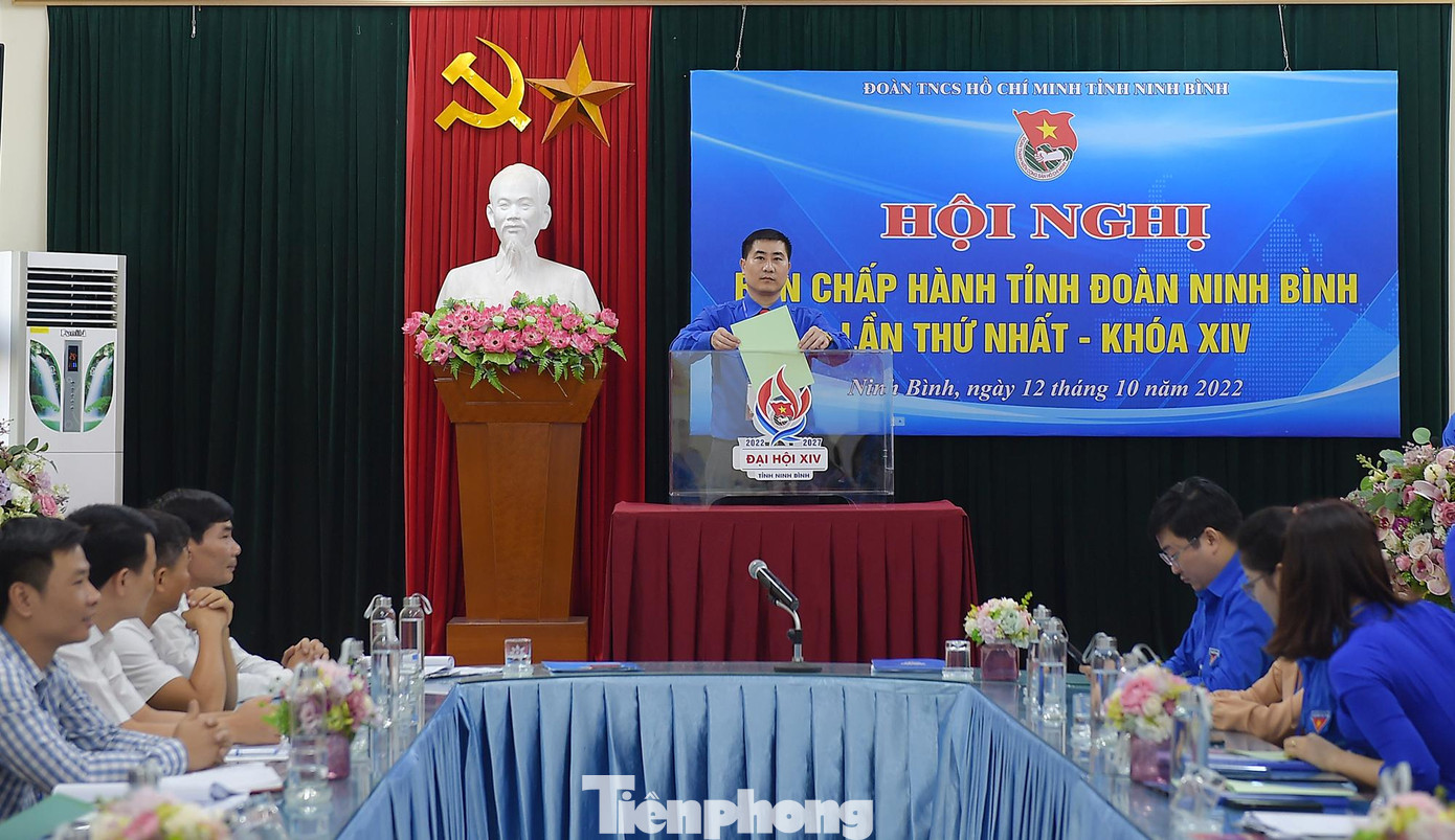 Hội nghị lần thứ nhất Ban Chấp hành Tỉnh Đoàn khóa XIV. Ảnh: Xuân Tùng Hội nghị lần thứ nhất Ban Chấp hành Tỉnh Đoàn khóa XIV. Ảnh: Xuân Tùng