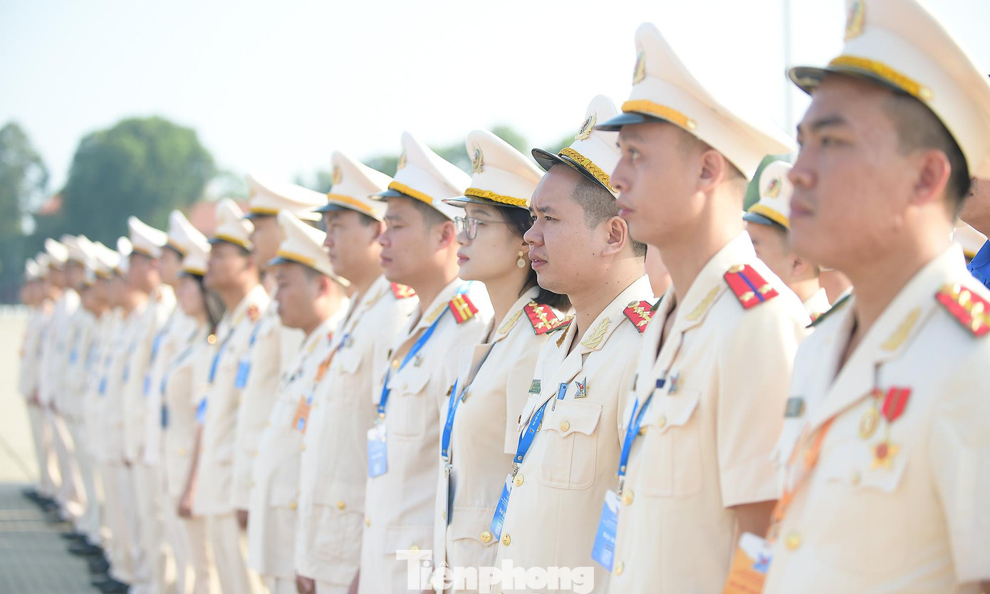 Với những thành tích đã đạt được, tuổi trẻ Công an nhân dân đã vinh dự được Đảng và Nhà nước tặng thưởng 1 Huân chương Bảo vệ Tổ quốc hạng Nhất, 1 Huân chương Bảo vệ Tổ quốc hạng Nhì và 1 Huân chương Lao động hạng Ba; được Thủ tướng Chính phủ tặng nhiều bằng khen; Trung ương Đoàn TNCS Hồ Chí Minh trao Cờ thi đua xuất sắc cho 26 tập thể, trao Bằng khen cho 576 tập thể và 1.190 đoàn viên tiêu biểu, được Bộ trưởng Bộ Công an tặng 51 Bằng khen cho các tập thể và cá nhân xuất sắc, nhiều đoàn viên được phong tặng danh hiệu Anh hùng lực lượng vũ trang, hơn 30 ngàn đoàn viên được kết nạp Đảng…