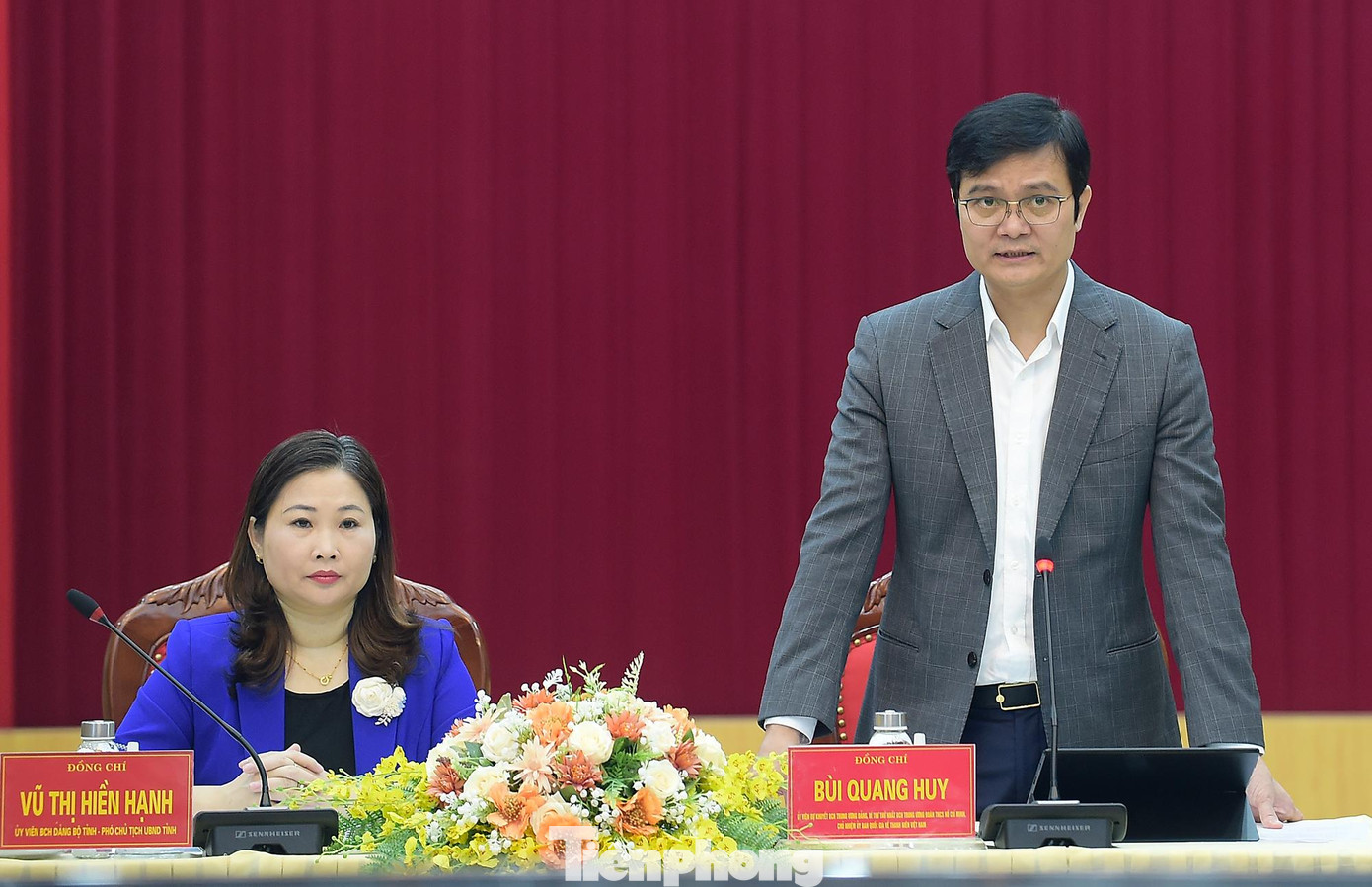 Anh Bùi Quang Huy phát biểu tại buổi làm việc. Ảnh: Xuân Tùng